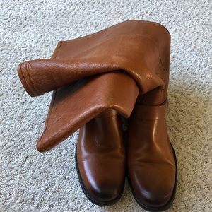 Women’s frye boots